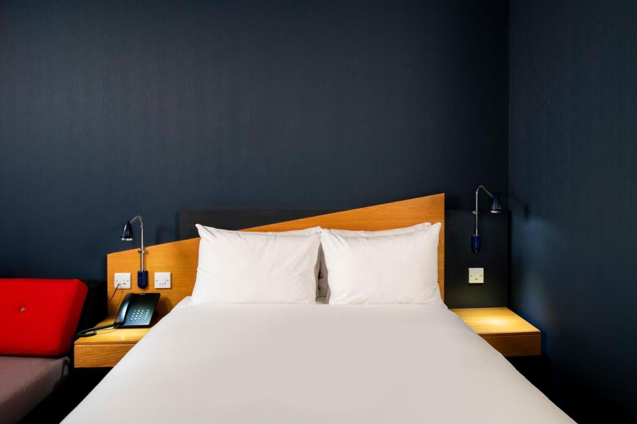 Express By Ihg Hotel