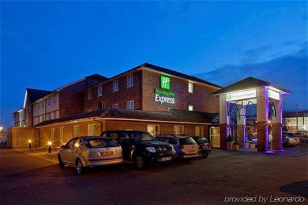 Express By Ihg Hotel 3*